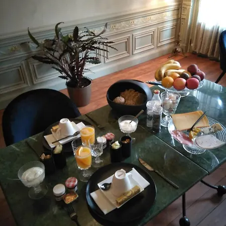 B&B Baron Osy Suite Second Street Antwerp